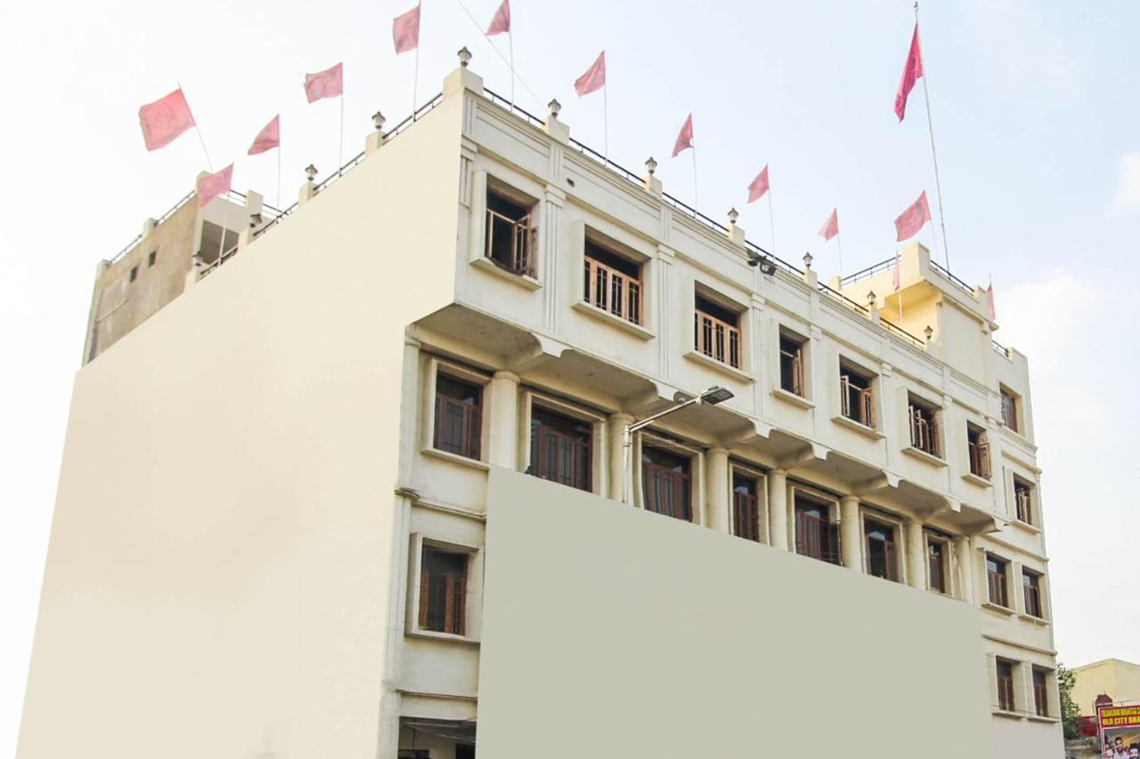 Oyo 7343 Al Shareef Palace Hyderabad Exteriör bild